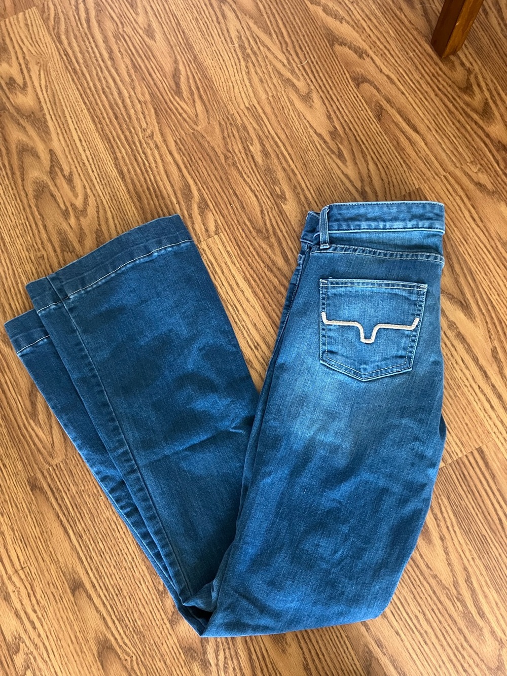 Kimes Ranch Lola Mid-Rise Jeans